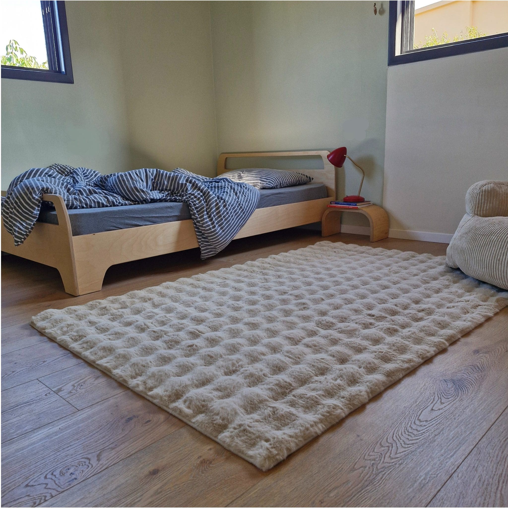 שטיח גגול רך נעים מפנק בהיר חדר ילדים